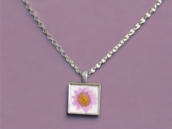 Petite Petals: Dainty Pink Sunflower Necklace