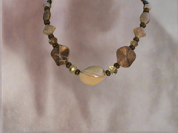 Antique Pearl Elegance: Bronze and Antique Gold Necklace