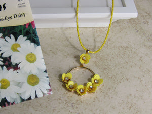 Elegant Yellow Flower Pendant Necklace