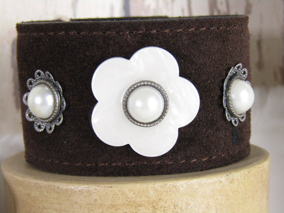 Brown Suede Cuff Bracelet with Pearl Flowers