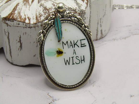 Enchanted Wishes: Green Make A Wish Necklace